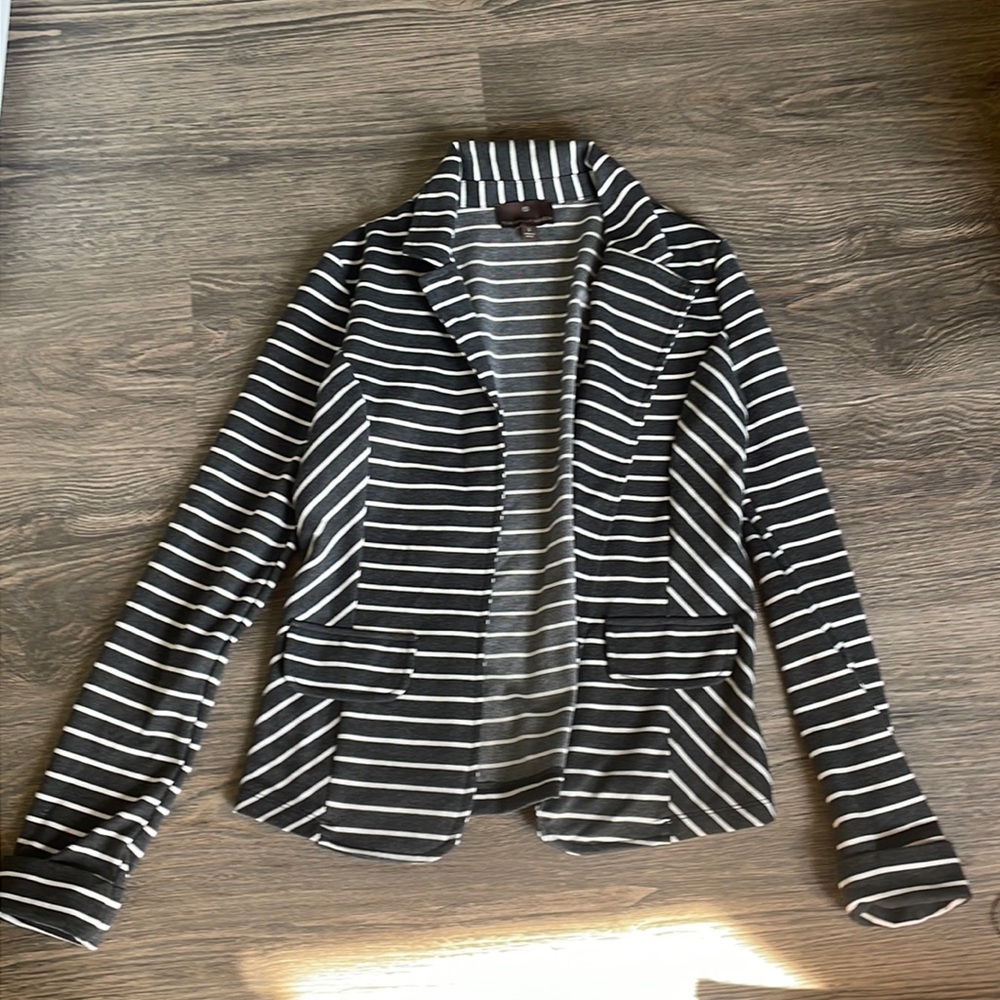 Penn Wright Mason light weight blazer grey and white stripe